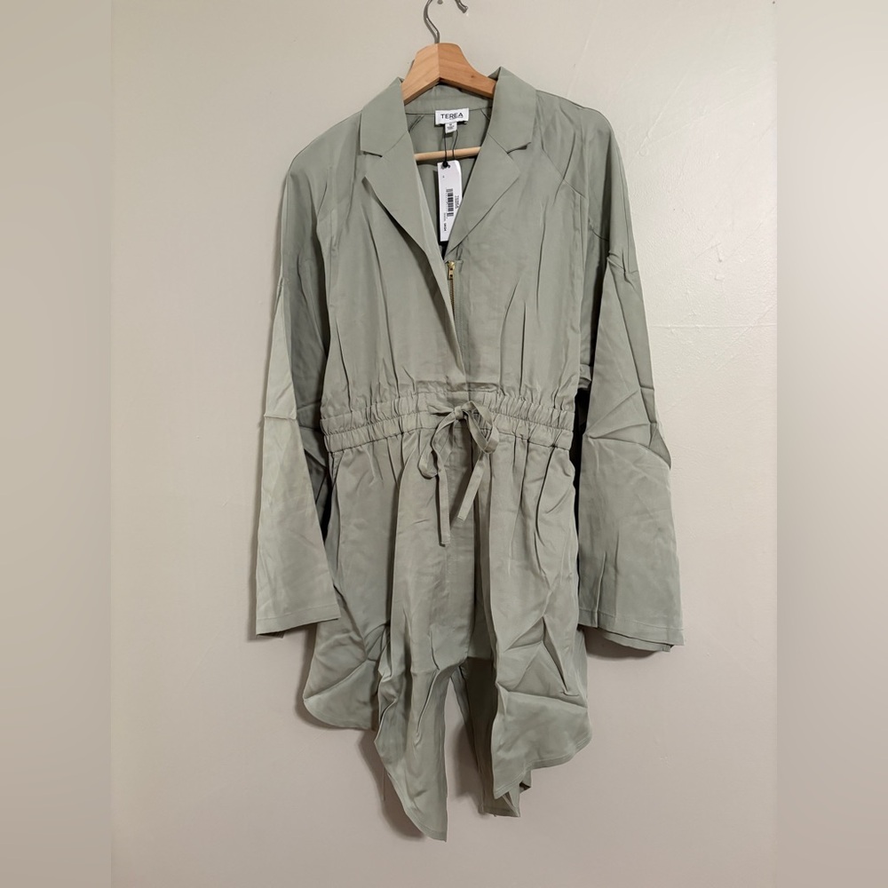 Women's Light Gray Jacket